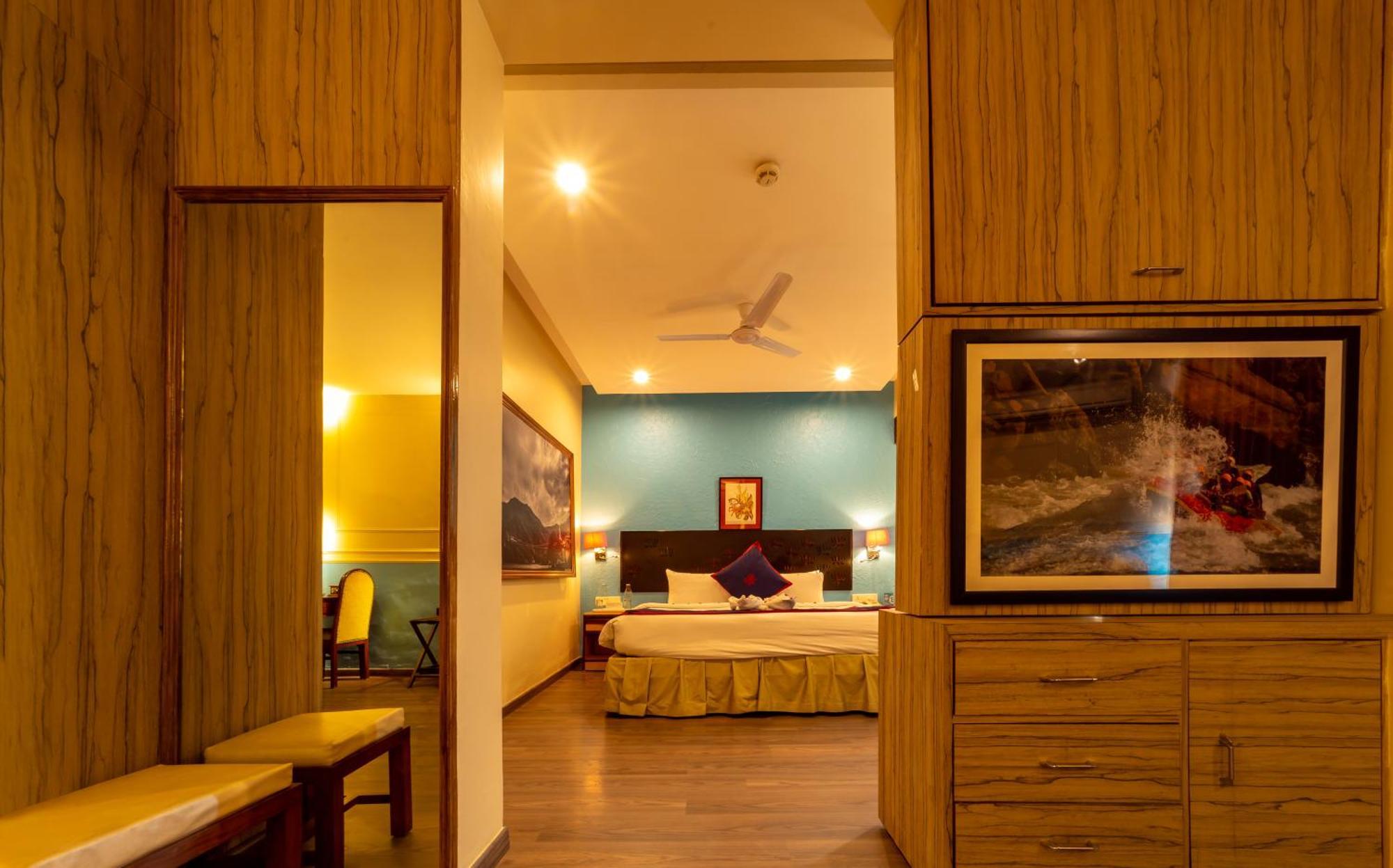 Ganga Kinare- A Riverside Boutique Resort, Rishikesh Exterior photo