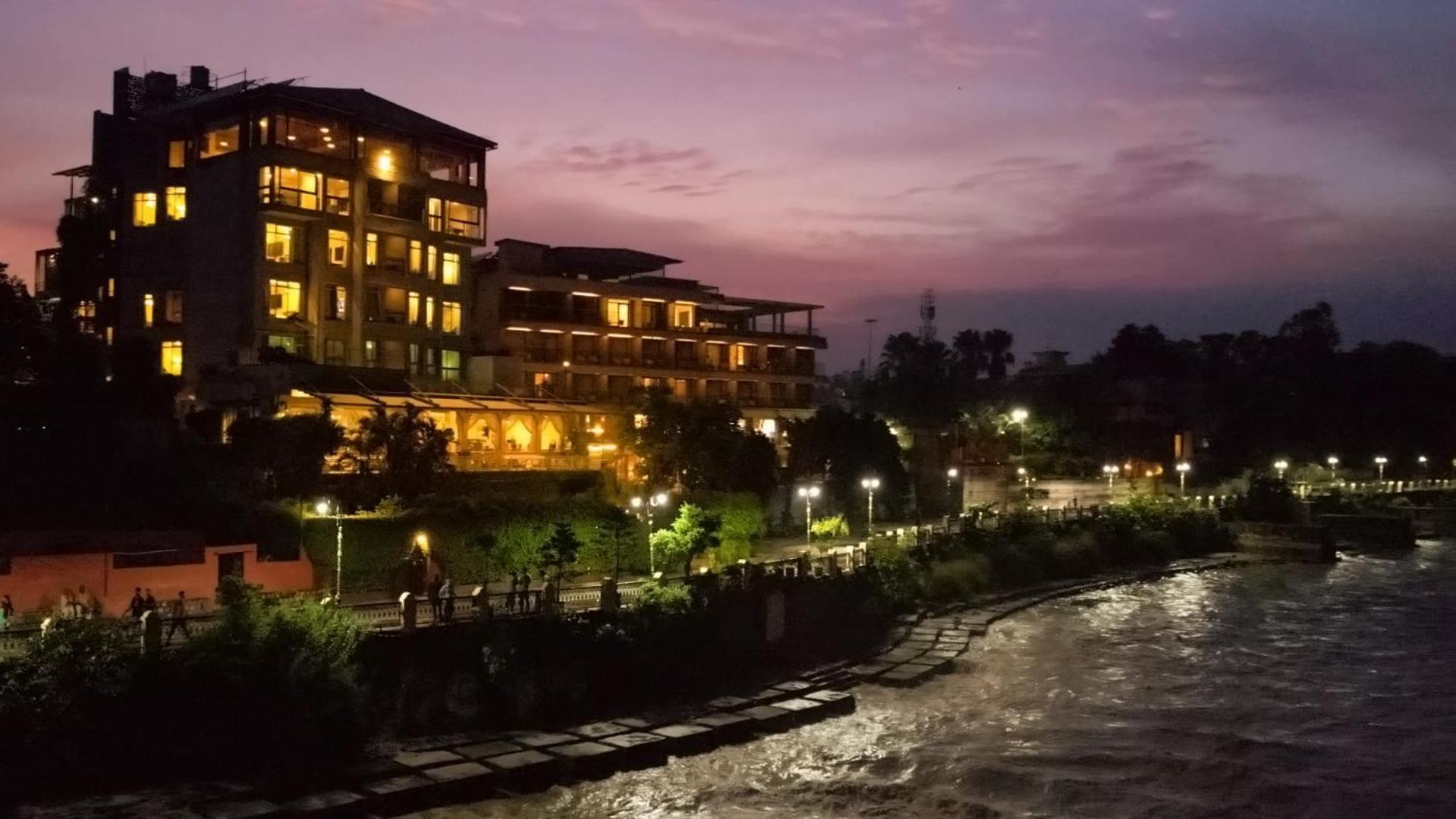 Ganga Kinare- A Riverside Boutique Resort, Rishikesh Exterior photo